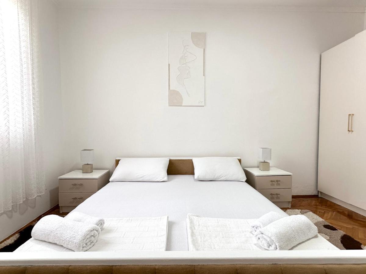 Apartment D-Moll Sutomore Exterior photo