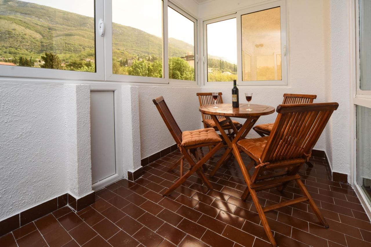 Apartment D-Moll Sutomore Exterior photo